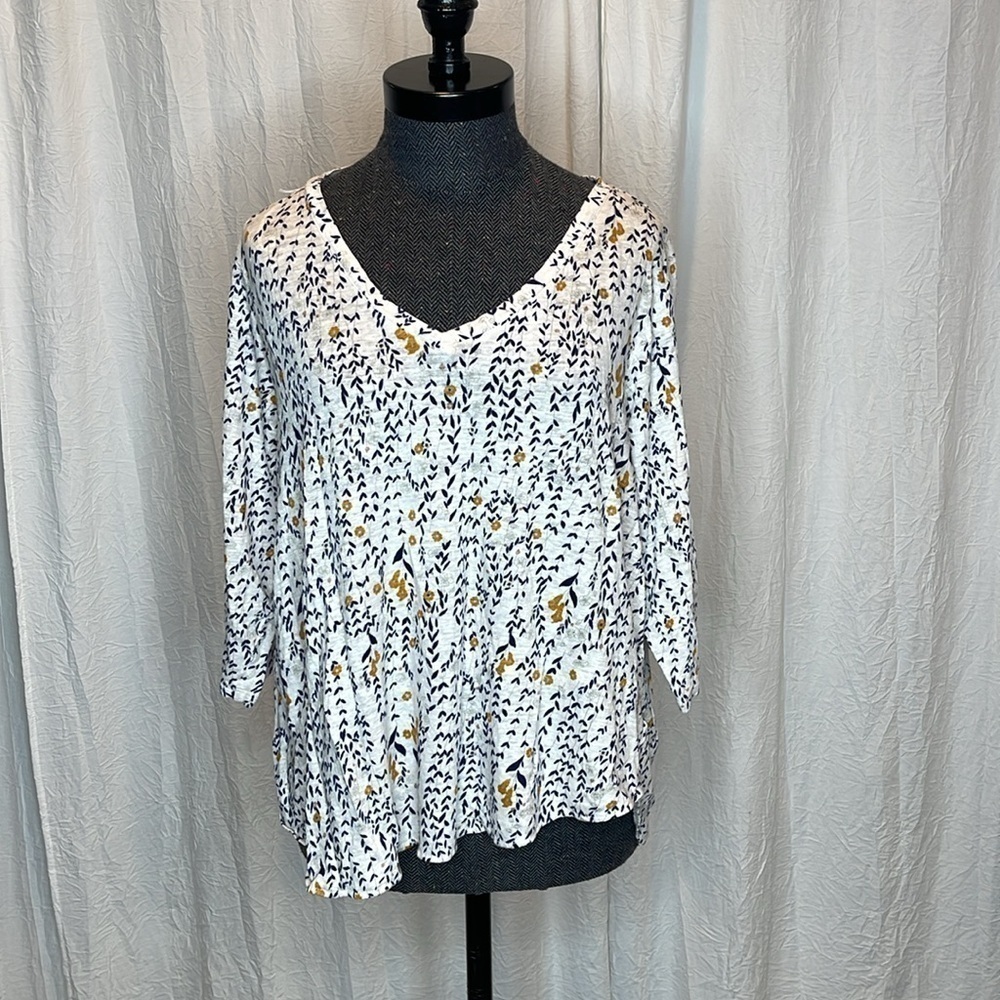 Rachel Zoe Top Women 2X Plus 100% Linen Floral V-Neck Half Sleeve Coastal